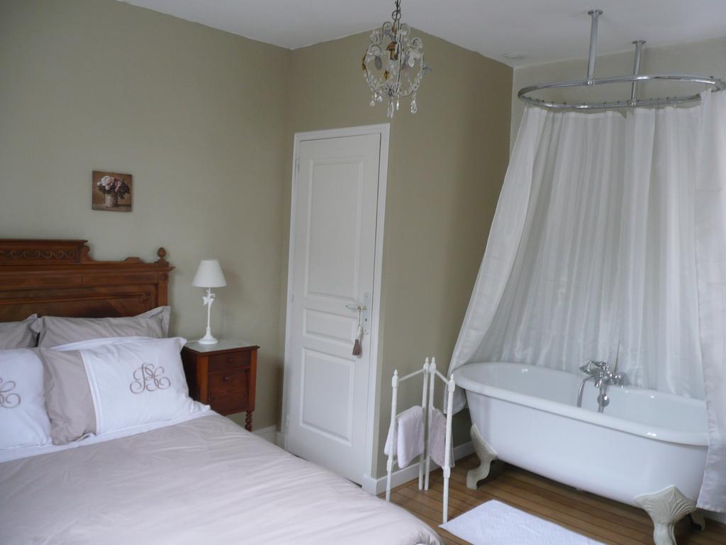 Les Lilas De Bellefontaine Bayeux Zimmer foto